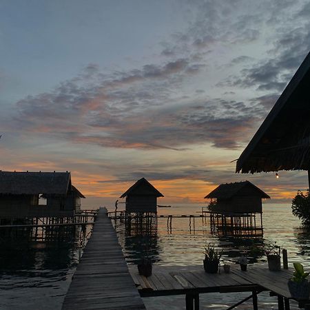 Nyanse Homestay - Raja Ampat Besir 外观 照片