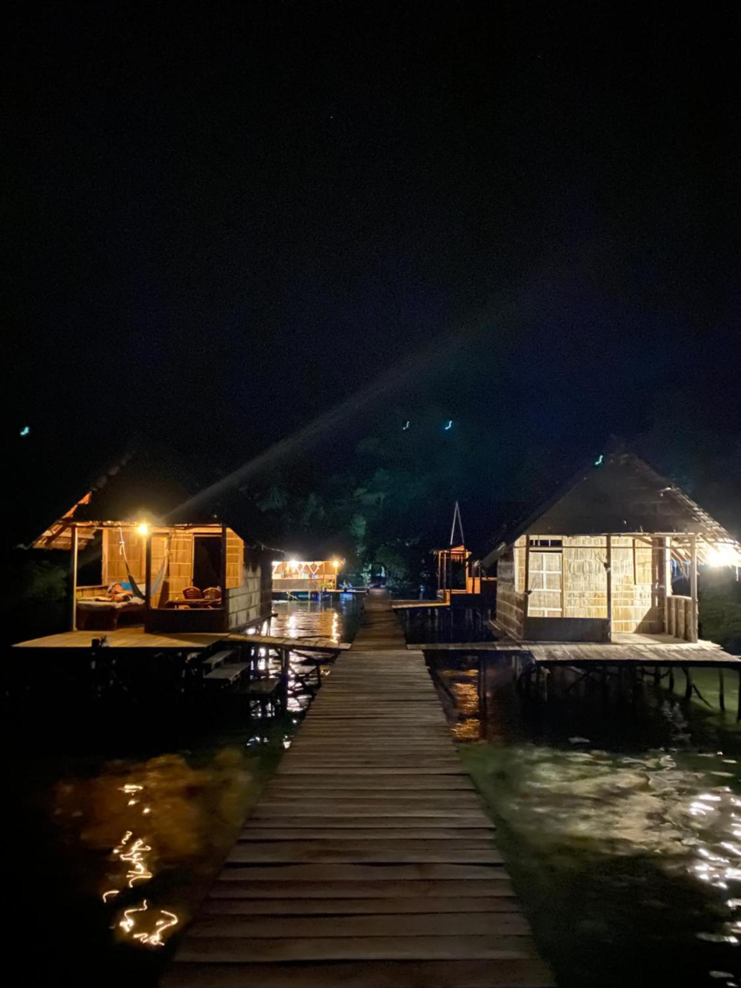 Nyanse Homestay - Raja Ampat Besir 外观 照片