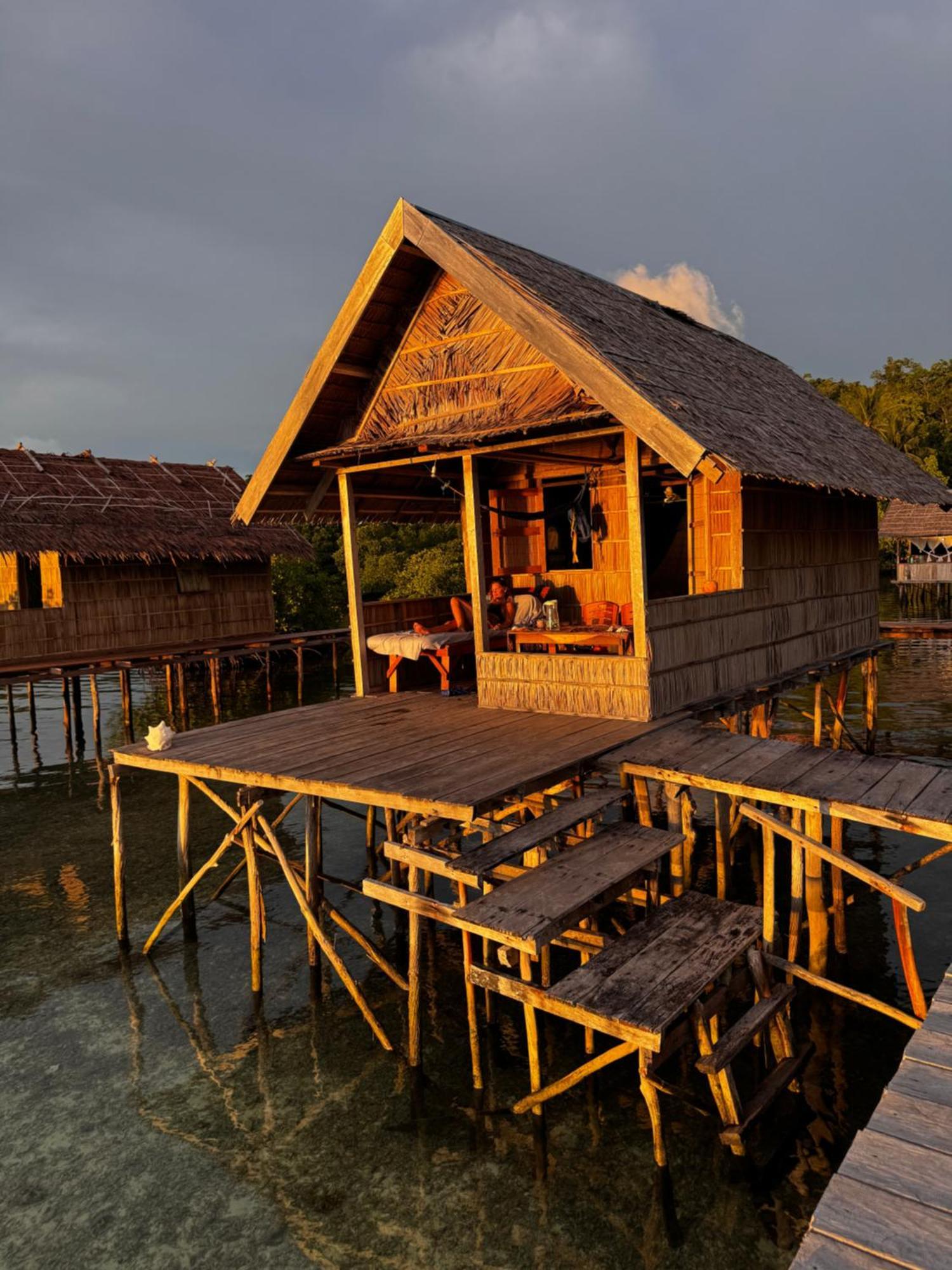 Nyanse Homestay - Raja Ampat Besir 外观 照片
